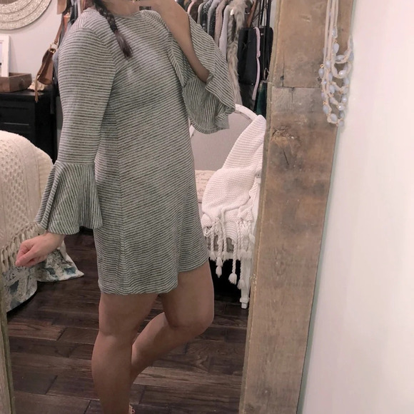 SPEECHLESS size large gray striped shirt dress - Picture 3 of 4